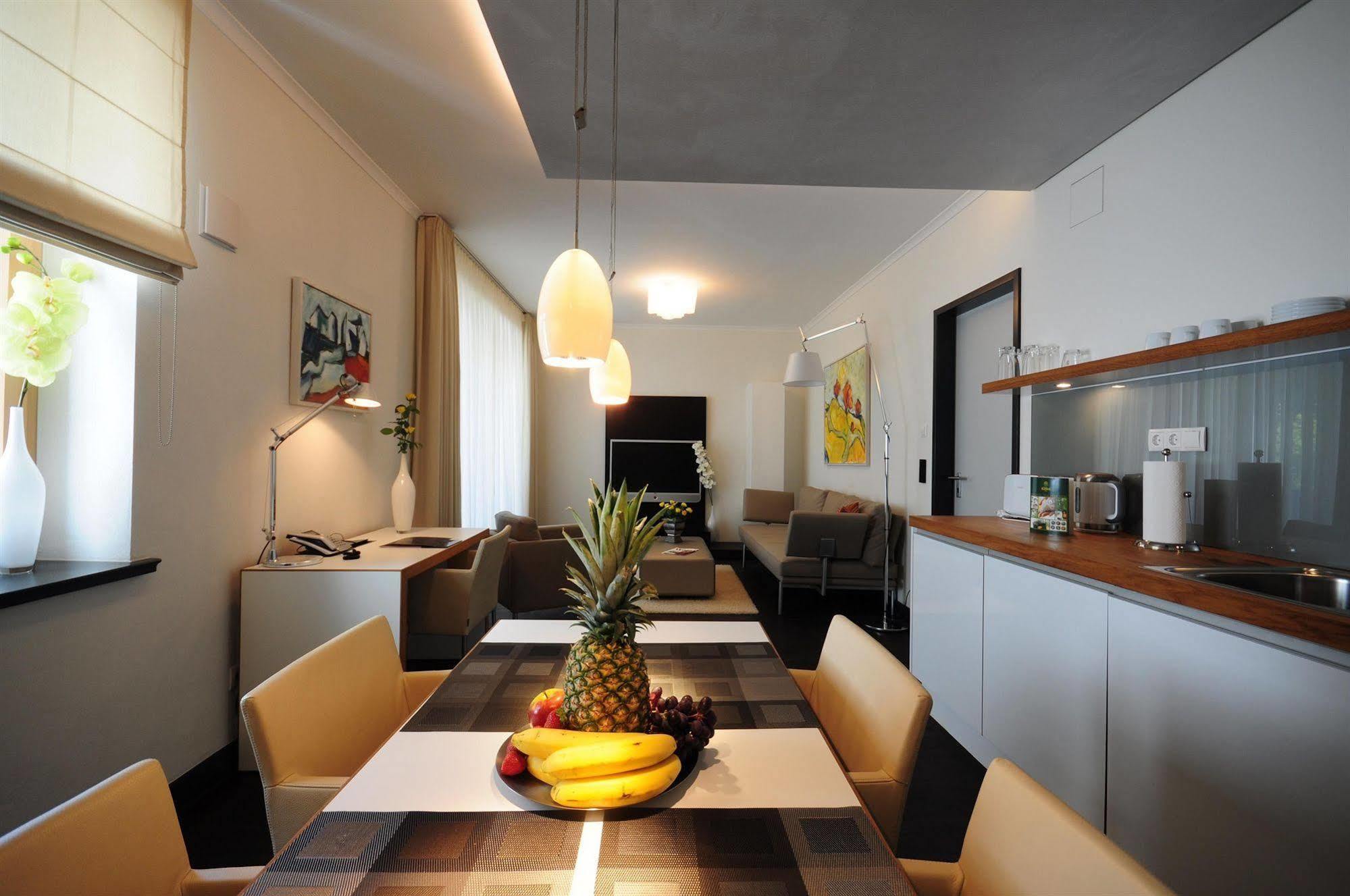 The Green Rostock Apartment Hotel Exterior photo